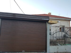 ролетни врати
